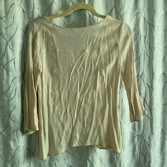 Detailed blouse - Picture 3 of 3